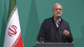 Dünya güçleri bizi boyun eğmeye zorlamak istiyor