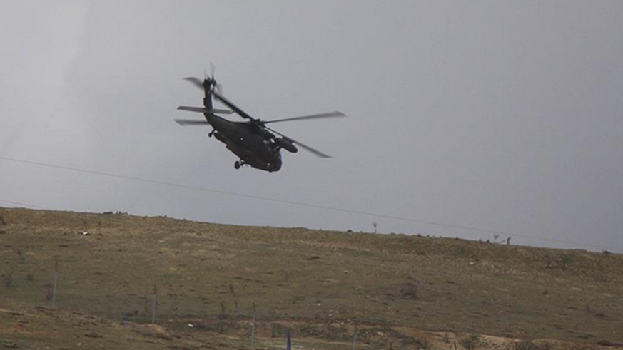 İran’da askeri helikopter düştü