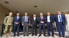 Barrack, Mazlum Abdi ile görüştü