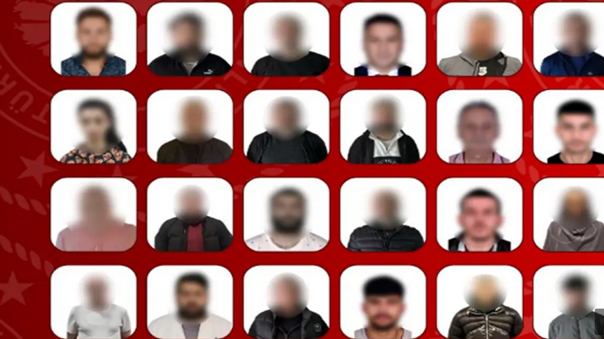 Aranan suçlular Türkiye'ye getirildi