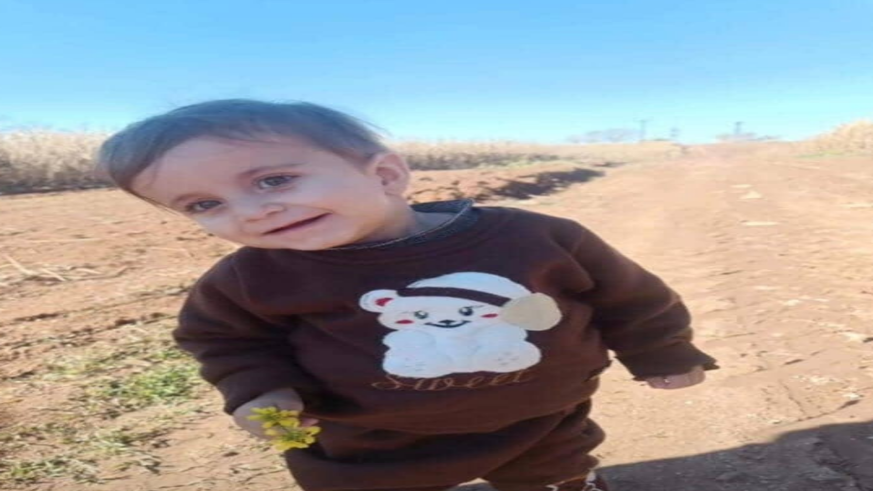 Boğazına yabancı cisim kaçan çocuk hayatını kaybetti