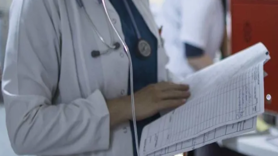 Sağlık çalışanlarının nöbet ücretlerine sınırlama getiren hüküm iptal edildi