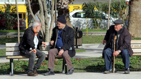 Yaşlı nüfus 9 milyon 583 bin 59 kişi oldu