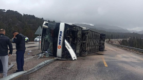 Konya’da yolcu otobüsü devrildi