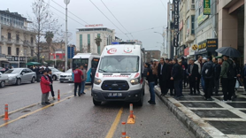 Lokantayı basıp kardeşini vurdu