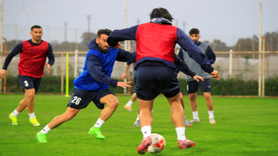 İran Milli Takımı kamp için Antalya'ya geldi