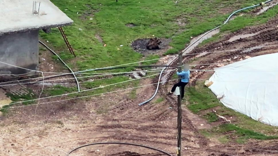 Dronu görünce kaçak hatları iptal etti