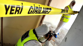 2 kişi silahla vurulmuş halde  evde ölü bulundu