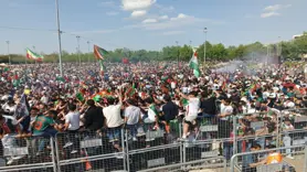Diyarbakır’da  Amedspor kutlaması