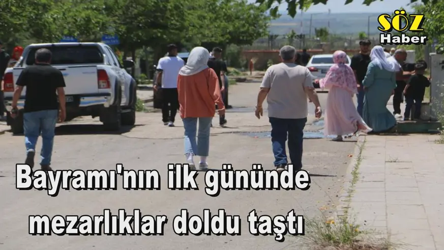 Bayramı'nın ilk gününde  mezarlıklar doldu taştı
