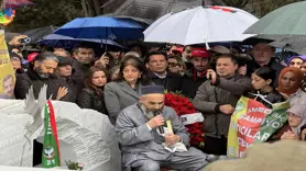 Sırrı Süreyya Önder vefatının  birinci yılında kabri başında anıldı