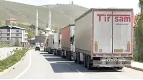 KUYRUK ÜÇ KİLOMETRE
