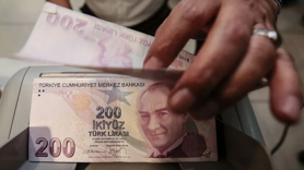 Yaşlı ve engelli aylıkları  hesaplara yatırıldı