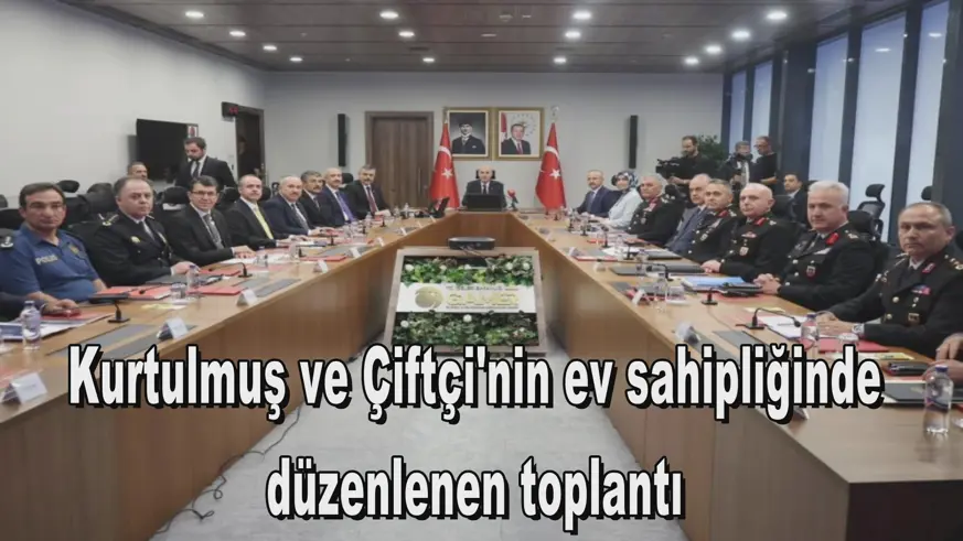 Kurtulmuş ve Çiftçi'nin ev sahipliğinde  düzenlenen toplantı 