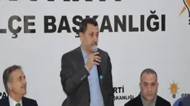 “Özgürlük Maskesi Altında Teşhircilik”