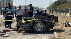 Otomobil ikiye bölündü: 2 ölü, 2 yaralı