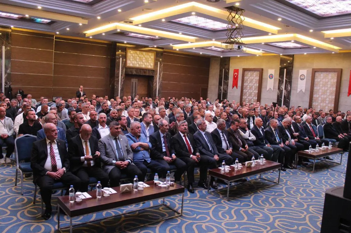 Yentürk bir kez daha  seçilerek güven tazeledi